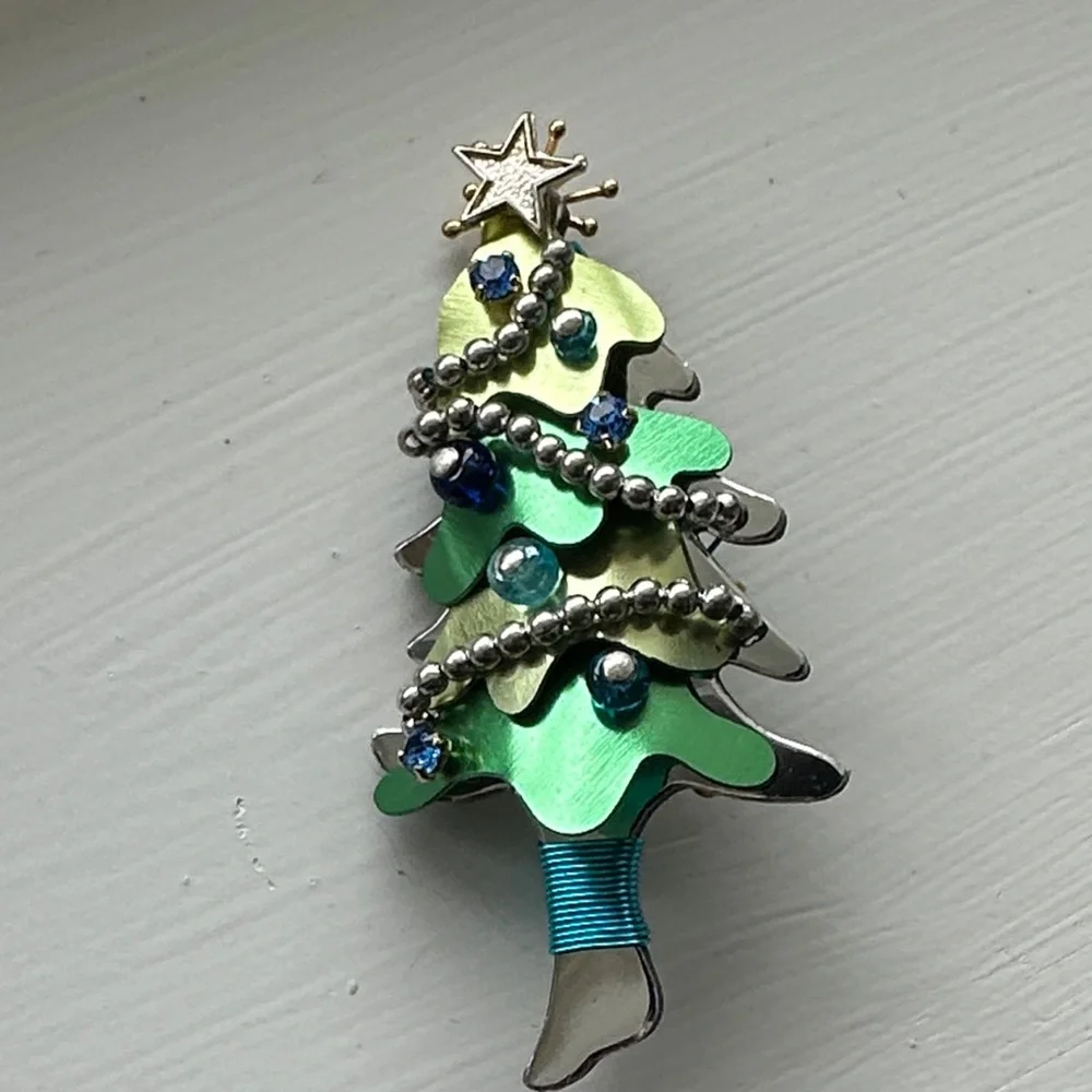 Liztech Liz Tech Holiday Christmas Tree Brooch - Picture 5 of 6